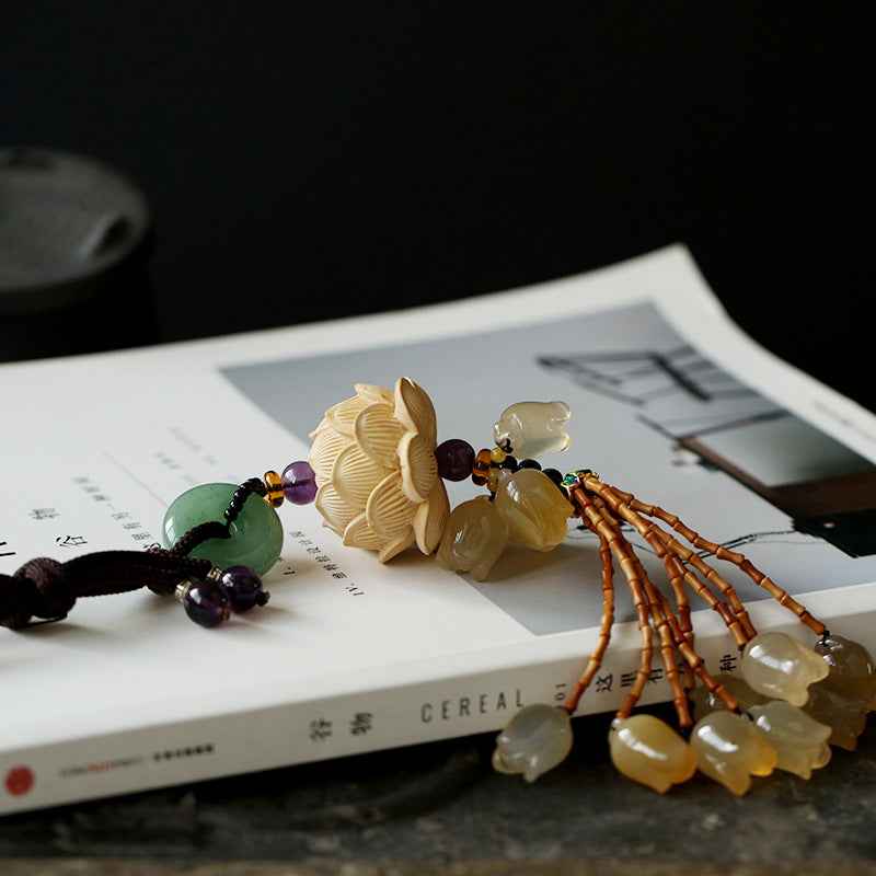 Car Ornaments Inside Car Natural Boxwood Lotus Car Hangings Accessories